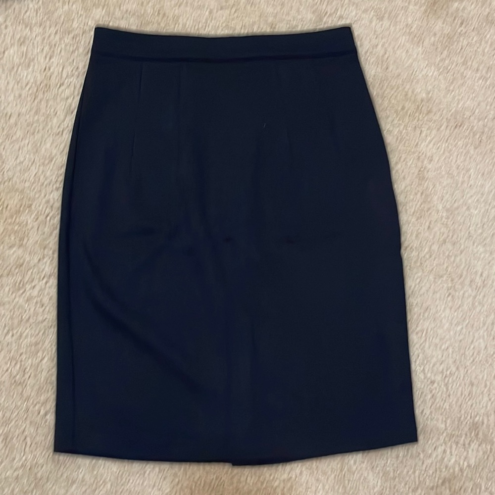 Black pencil slot with slit in back
